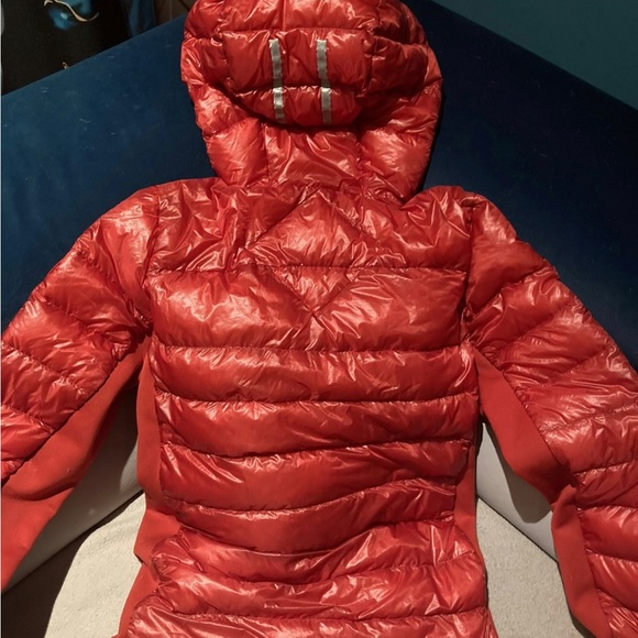 Canada goose red jacket - Picture 5 of 9